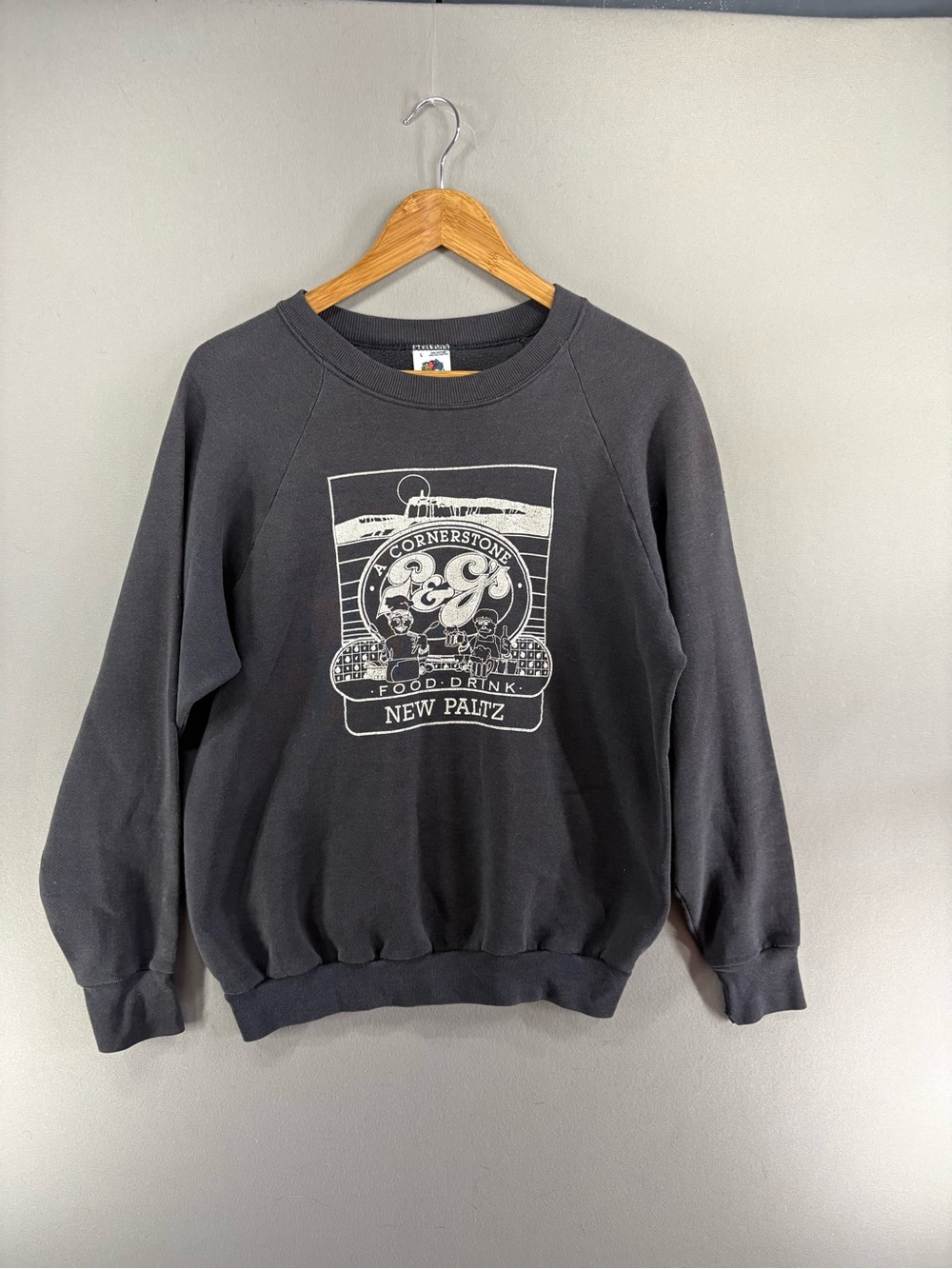 Vintage Fruit Of The Loom Crew Neck Sweatshirt Washed Black Size Large Retro